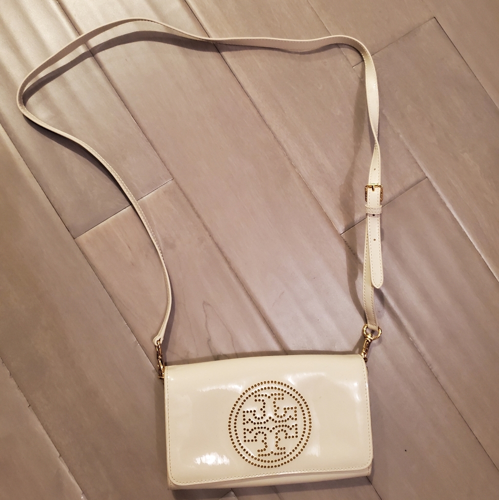 Patent leather messenger/clutch